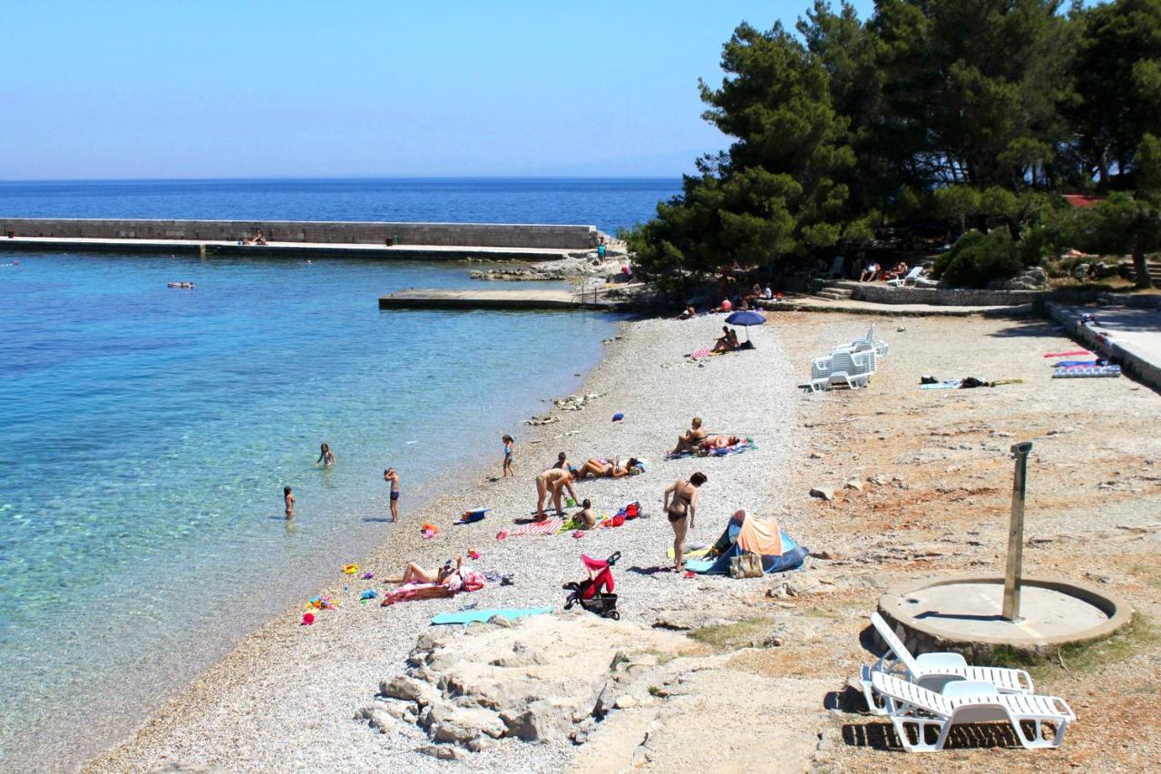 Apartments By The Sea Veli Losinj, Losinj - 8031 Екстер'єр фото