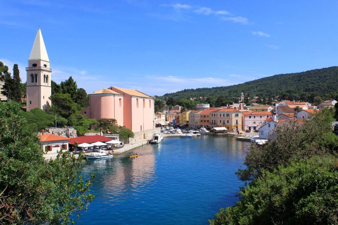 Apartments By The Sea Veli Losinj, Losinj - 8031 Екстер'єр фото