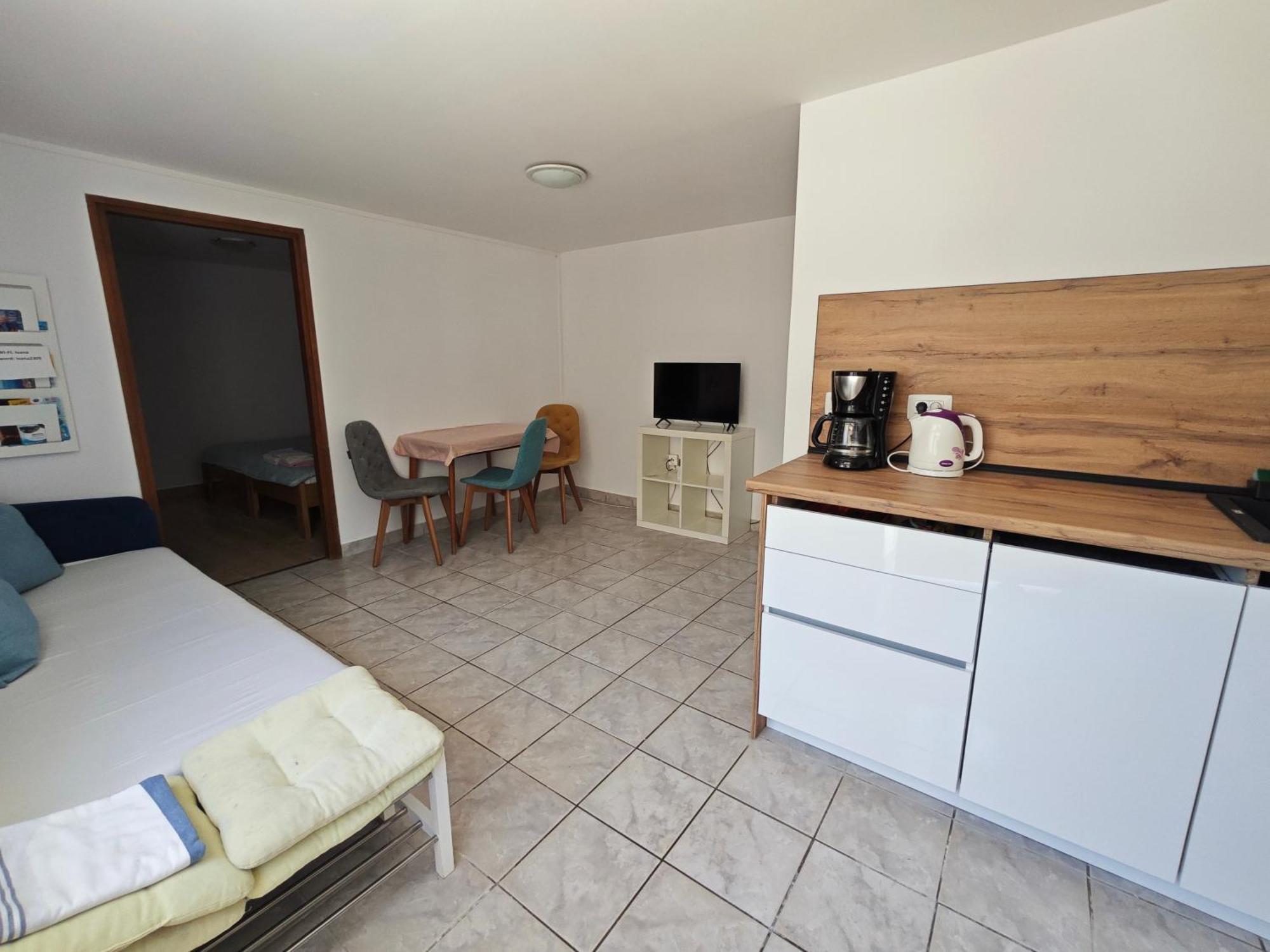 Apartments By The Sea Veli Losinj, Losinj - 8031 Екстер'єр фото